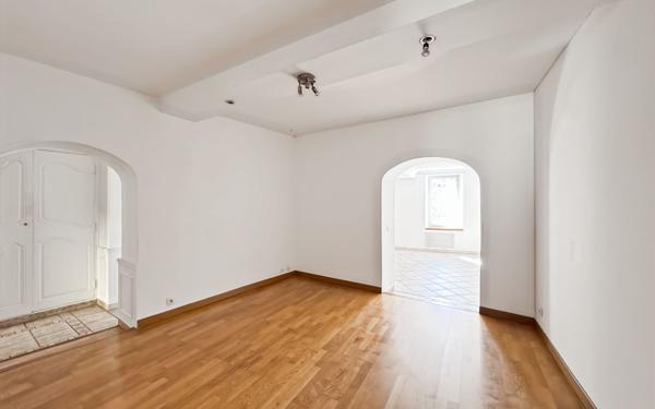 Appartement à vendre    3 pièces • 85 m2 Solliès-Pont