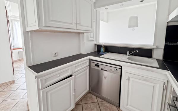 Appartement à vendre    3 pièces • 85 m2 Solliès-Pont