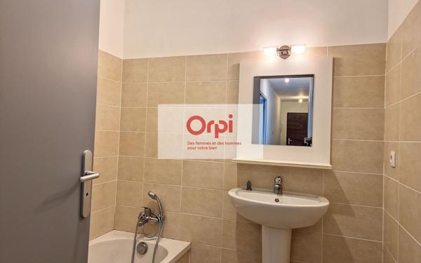 Appartement à louer    3 pièces •  Ajaccio