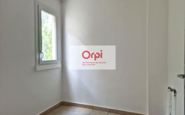 Appartement à louer    3 pièces •  Ajaccio