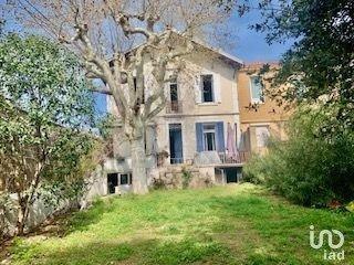 Bastide 6 pièces de 135 m² à Marseille (13015)