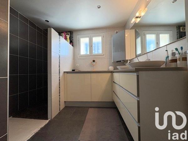 Maison 6 pièces de 145 m² à Hagetmau (40700)