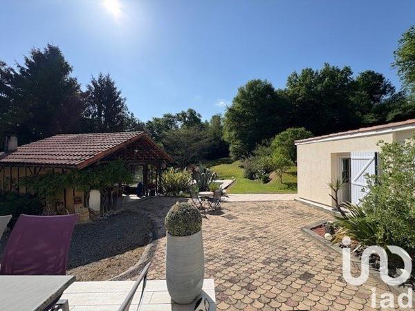 Maison 6 pièces de 145 m² à Hagetmau (40700)