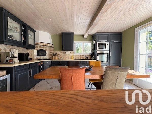 Maison 6 pièces de 145 m² à Hagetmau (40700)