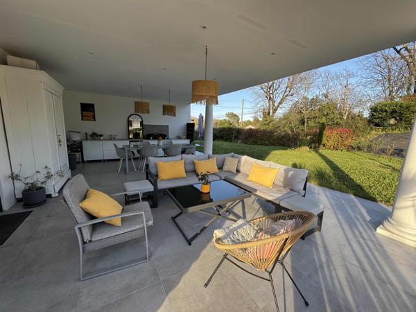 Peymeinade (06530) MOUGINS Villa d’exception à deux pas du centre-ville de PEYMEINADE