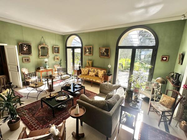 Grande maison Charentaise – 9 chambres et fort potentiel