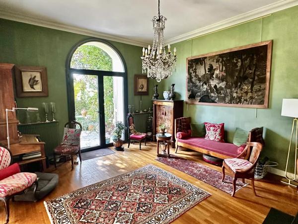 Grande maison Charentaise – 9 chambres et fort potentiel