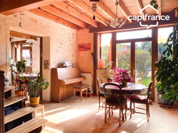 Maison 5 pièces, 115 m2 ,3 ch, dépendance,sur terrain 600 m2 AIX LES BAINS (73) quartier ST SIMON