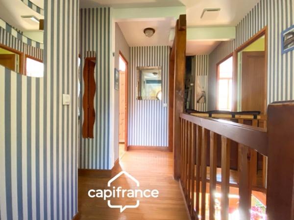 Maison 5 pièces, 115 m2 ,3 ch, dépendance,sur terrain 600 m2 AIX LES BAINS (73) quartier ST SIMON