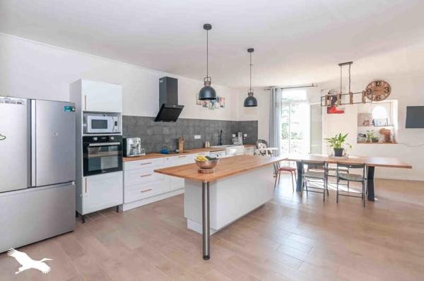 Maison à vendre |  Roujan |  4 pièces | 162 m²