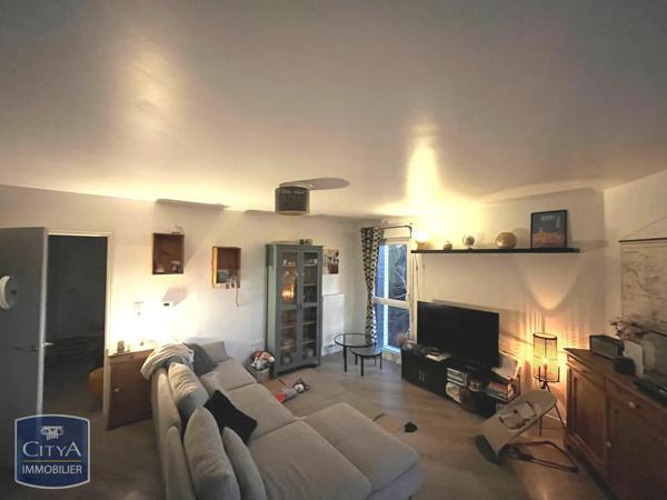 Appartement à louer 3 pièces 74.5m² Arras (62000)