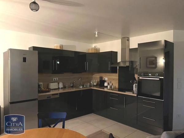 Appartement à louer 3 pièces 74.5m² Arras (62000)