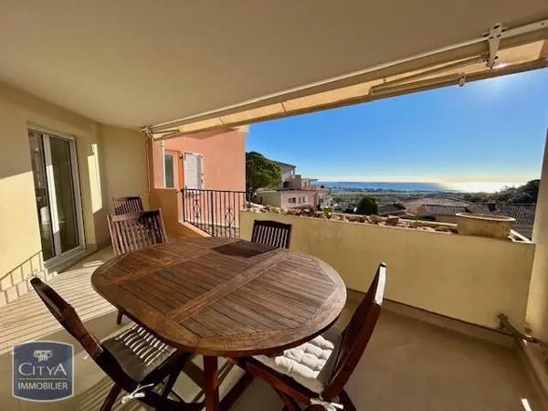 Appartement à louer 3 pièces 79.81m²