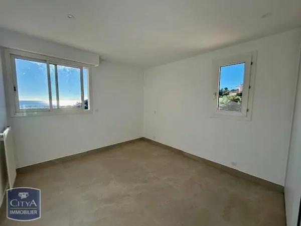 Appartement à louer 3 pièces 79.81m²