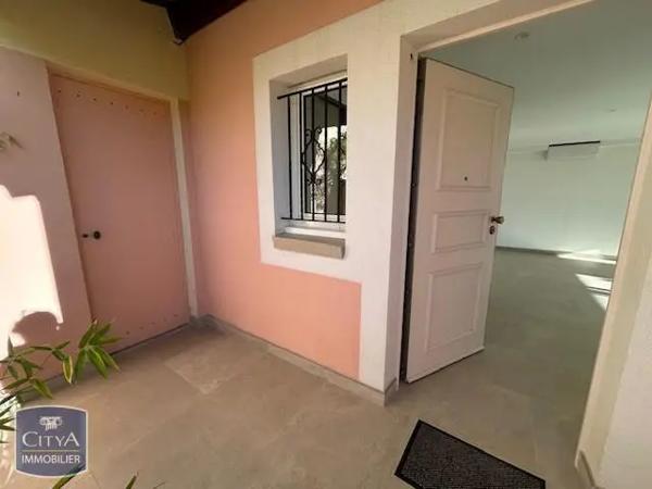 Appartement à louer 3 pièces 79.81m²