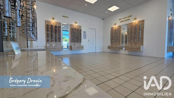 Santé, Optique​ à vendre 54,32 m² Le Malesherbois