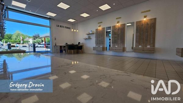 Santé, Optique​ à vendre 54,32 m² Le Malesherbois