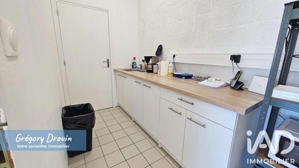 Santé, Optique​ à vendre 54,32 m² Le Malesherbois