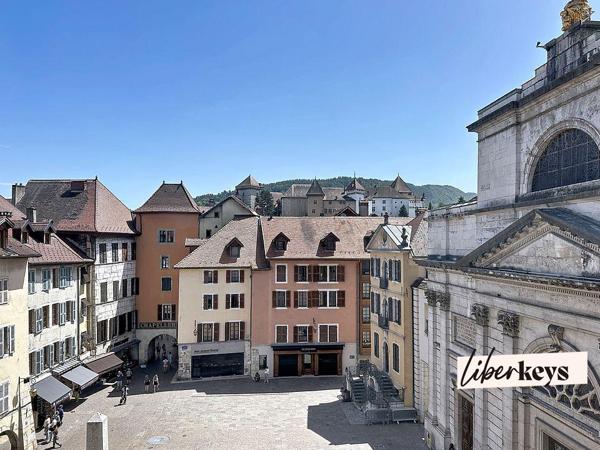 A vendre - Appartement triplex de 7 pièces de 109 m² - Annecy 74000
