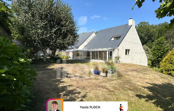 Maison familiale avec véranda, à deux pas du port de Brigneau !