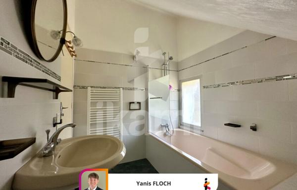 Maison familiale avec véranda, à deux pas du port de Brigneau !