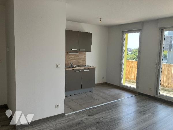 T3 grand balcon exposé Sud