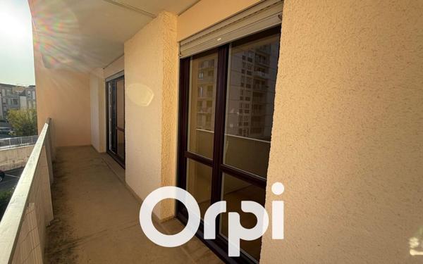 Appartement à vendre    2 pièces •  Melun