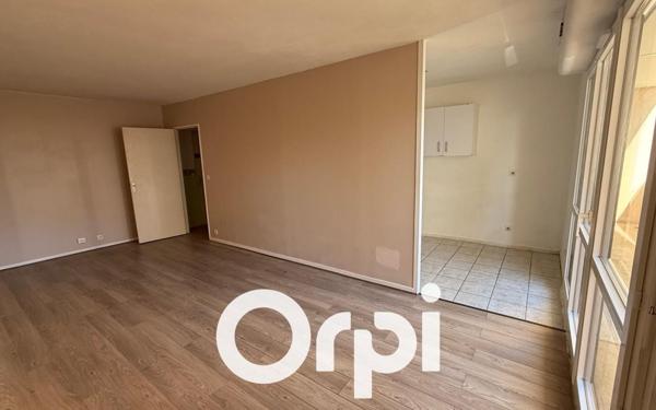 Appartement à vendre    2 pièces •  Melun