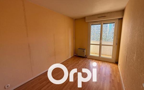 Appartement à vendre    2 pièces •  Melun