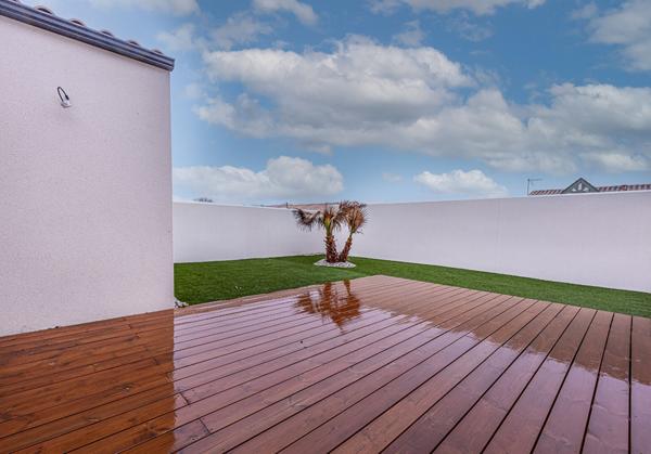 Maison de plain pied à vendre à Surgères