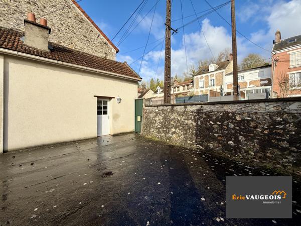Coulommiers (77120) Maison 40m² avec grand hangar de 140 m²