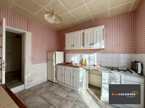 Coulommiers (77120) Maison 40m² avec grand hangar de 140 m²