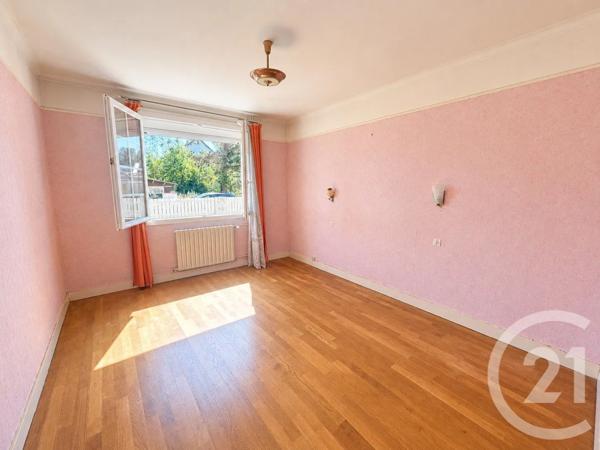 Maison à vendre  4 pièces - 96,39 m 2   AGON COUTAINVILLE  - 50
