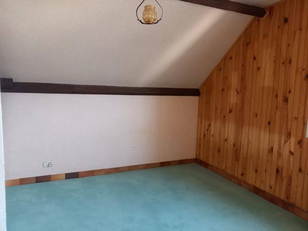 ✨ « Maison familiale avec grand terrain et beau potentiel à Rouziers de Touraine