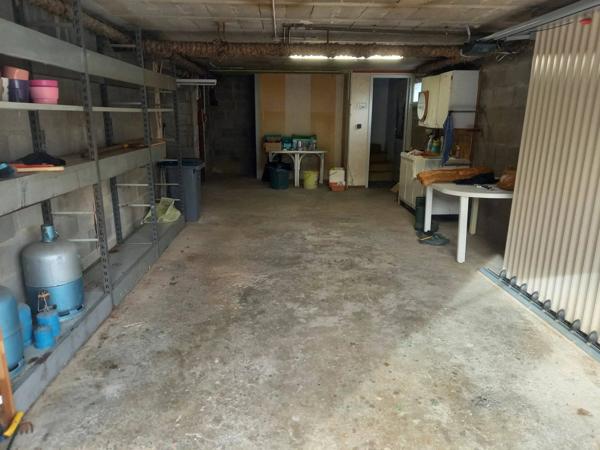 ✨ « Maison familiale avec grand terrain et beau potentiel à Rouziers de Touraine