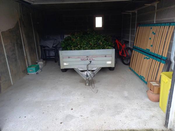 ✨ « Maison familiale avec grand terrain et beau potentiel à Rouziers de Touraine