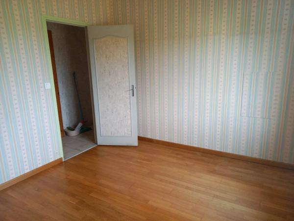 ✨ « Maison familiale avec grand terrain et beau potentiel à Rouziers de Touraine