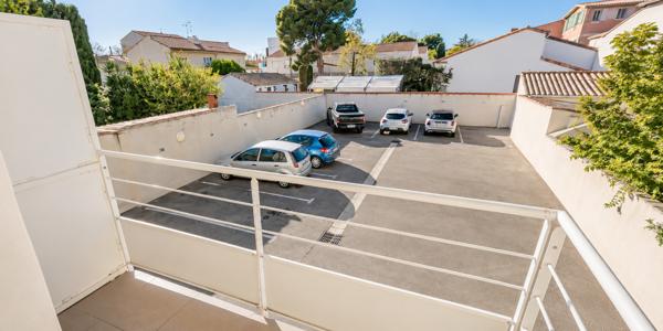 11100 NARBONNE À LOUER STUDIO AVEC PARKING ET BALCON NARBONNE