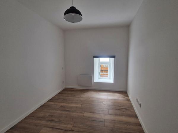 11300 LIMOUX A LOUER T3 TERRASSE LIMOUX