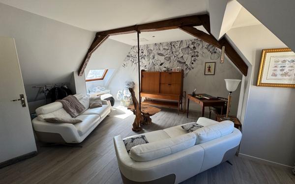 Maison à vendre    6 pièces •  Nogent-le-Rotrou