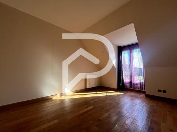 Maison 7 pièces 145 m2