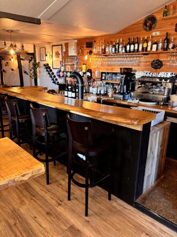 Fonds de commerce  Bar/ Restaurant 275 m2 Sancerre face à la Loire
