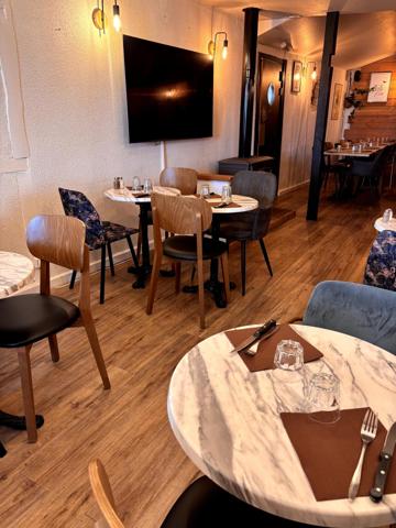 Fonds de commerce  Bar/ Restaurant 275 m2 Sancerre face à la Loire