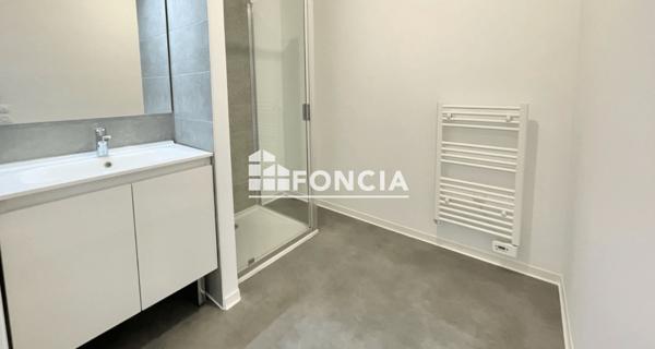 Location Appartement 2 pièces 37.99 m² - Caen 14000