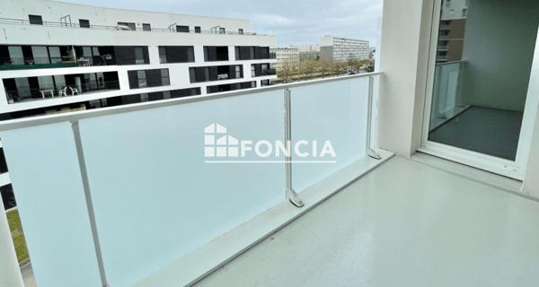 Location Appartement 2 pièces 37.99 m² - Caen 14000