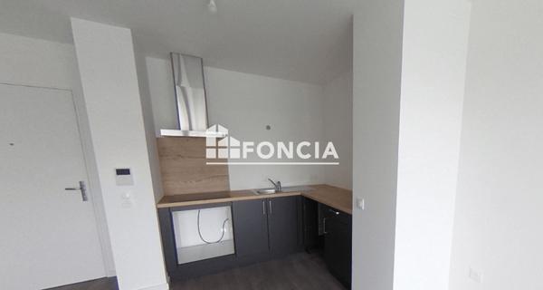Location Appartement 2 pièces 37.99 m² - Caen 14000