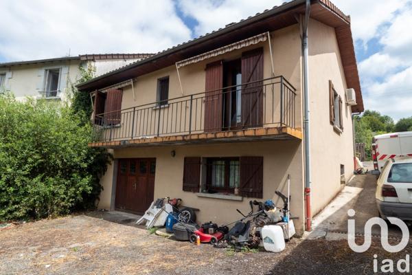 Maison 5 pièces de 86 m² à Saint-Léonard-de-Noblat (87400)