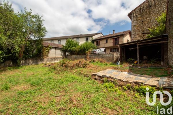 Maison 5 pièces de 86 m² à Saint-Léonard-de-Noblat (87400)