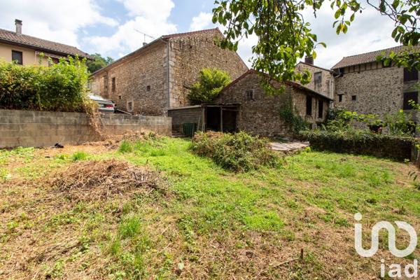 Maison 5 pièces de 86 m² à Saint-Léonard-de-Noblat (87400)