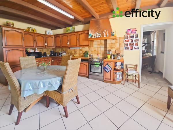 Maison
         10 pièces
        - 473 m² Exclusivité 372 000 € *
